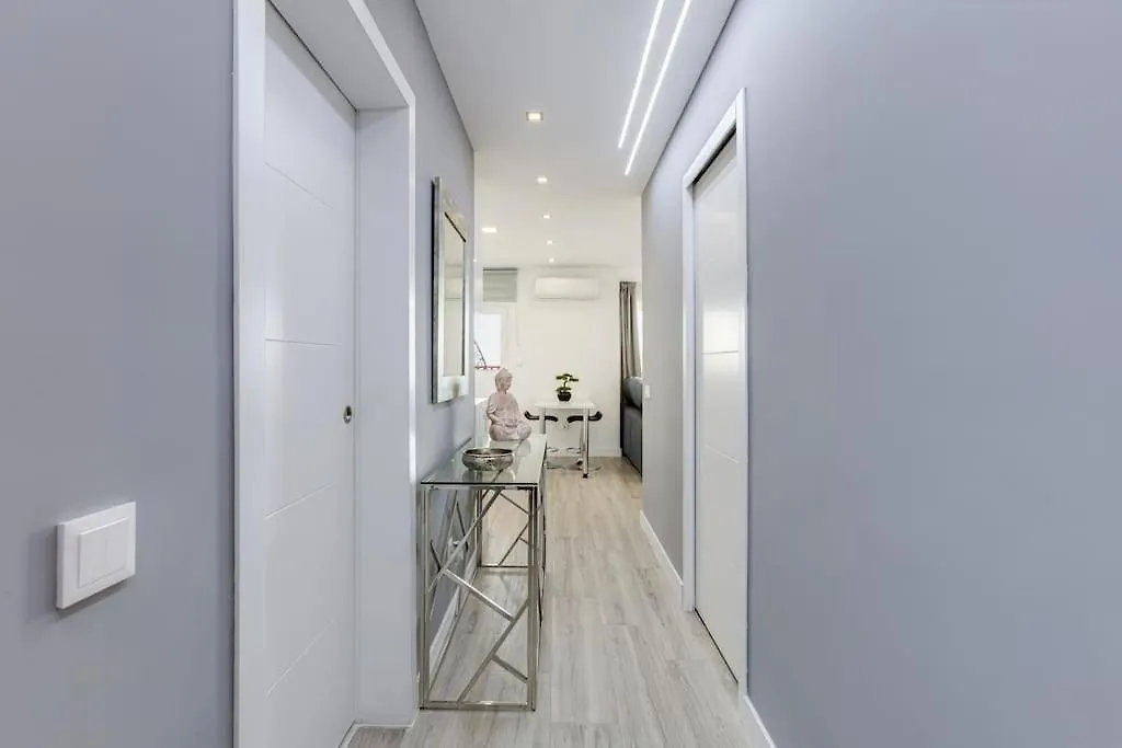 The One - Luxury Stylish Apartment With Sea View ! Portimao