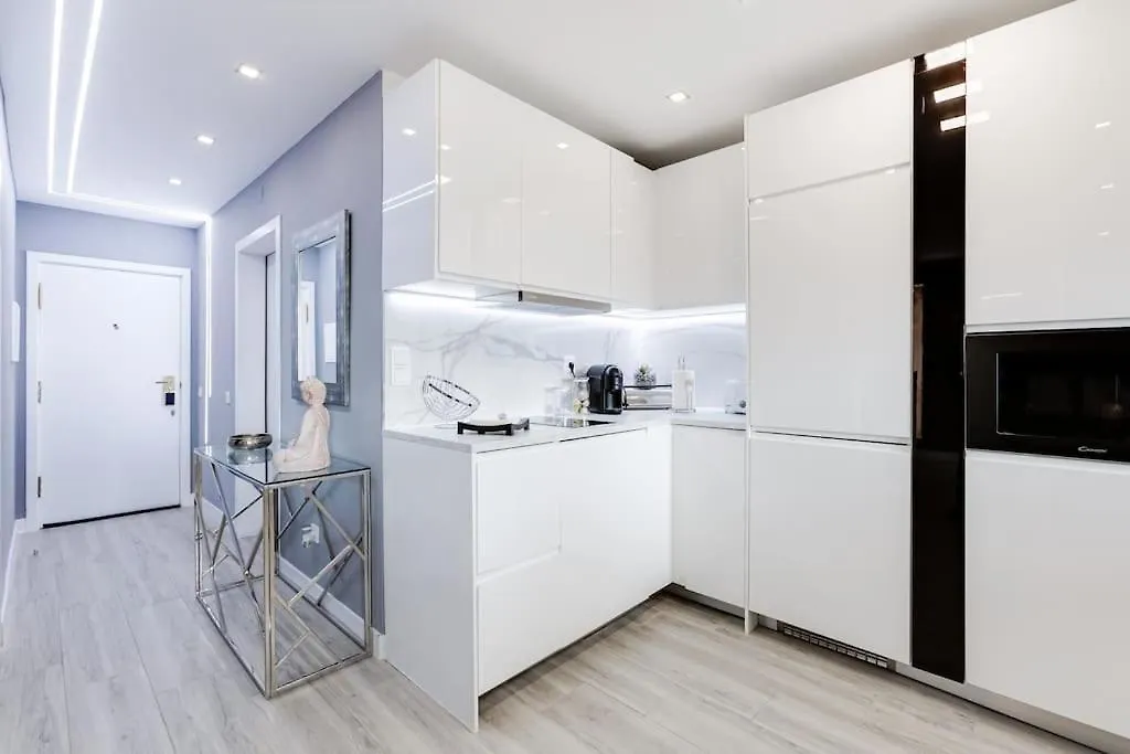 The One - Luxury Stylish Apartment With Sea View ! Portimao