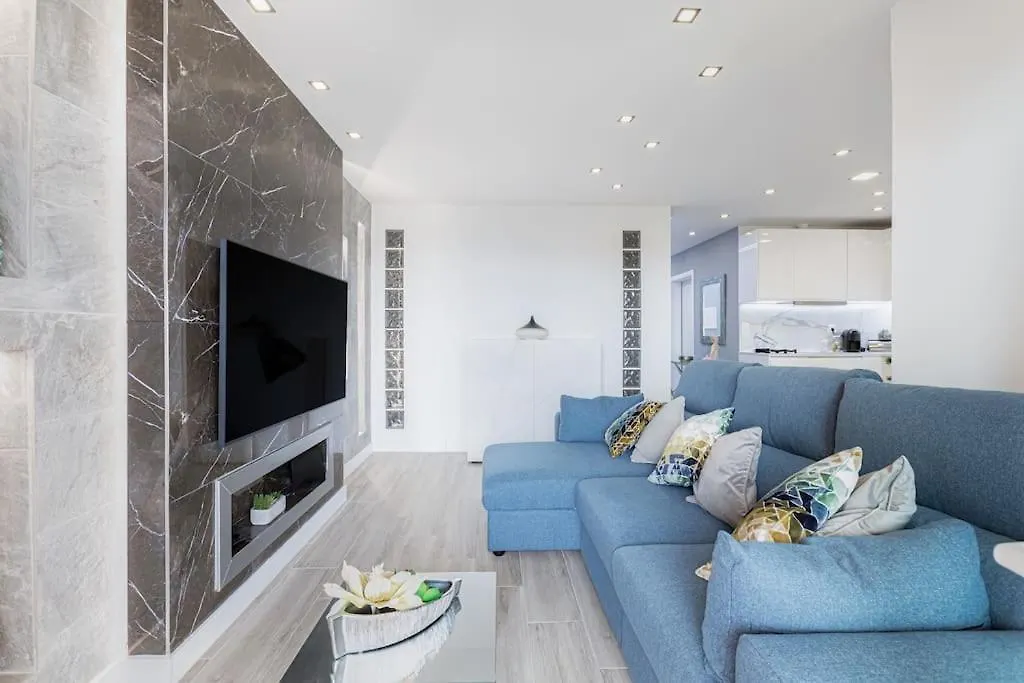 The One - Luxury Stylish Apartment With Sea View ! Portimao